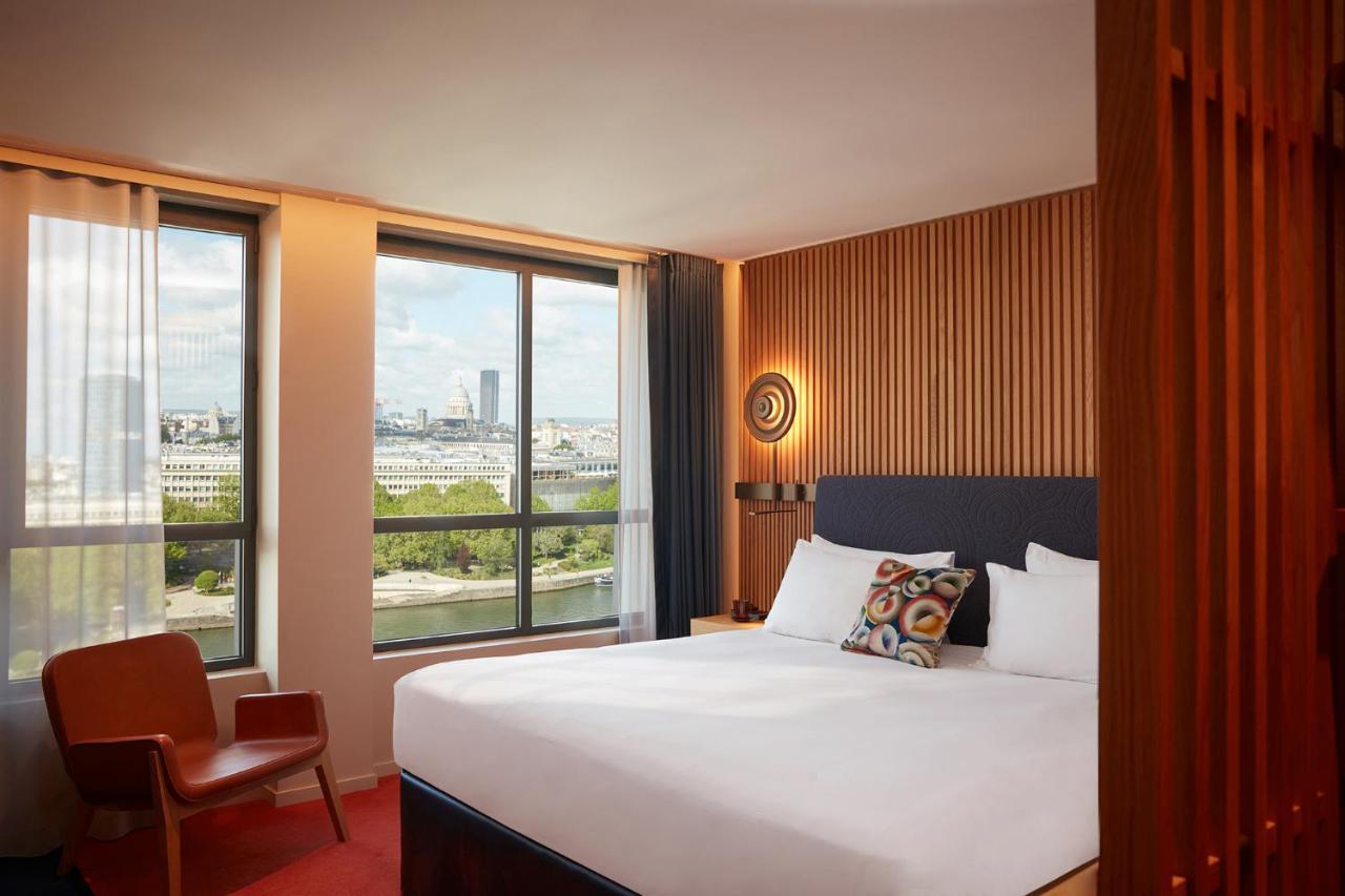 So/ Paris Hotel エクステリア 写真 A bedroom at the hotel