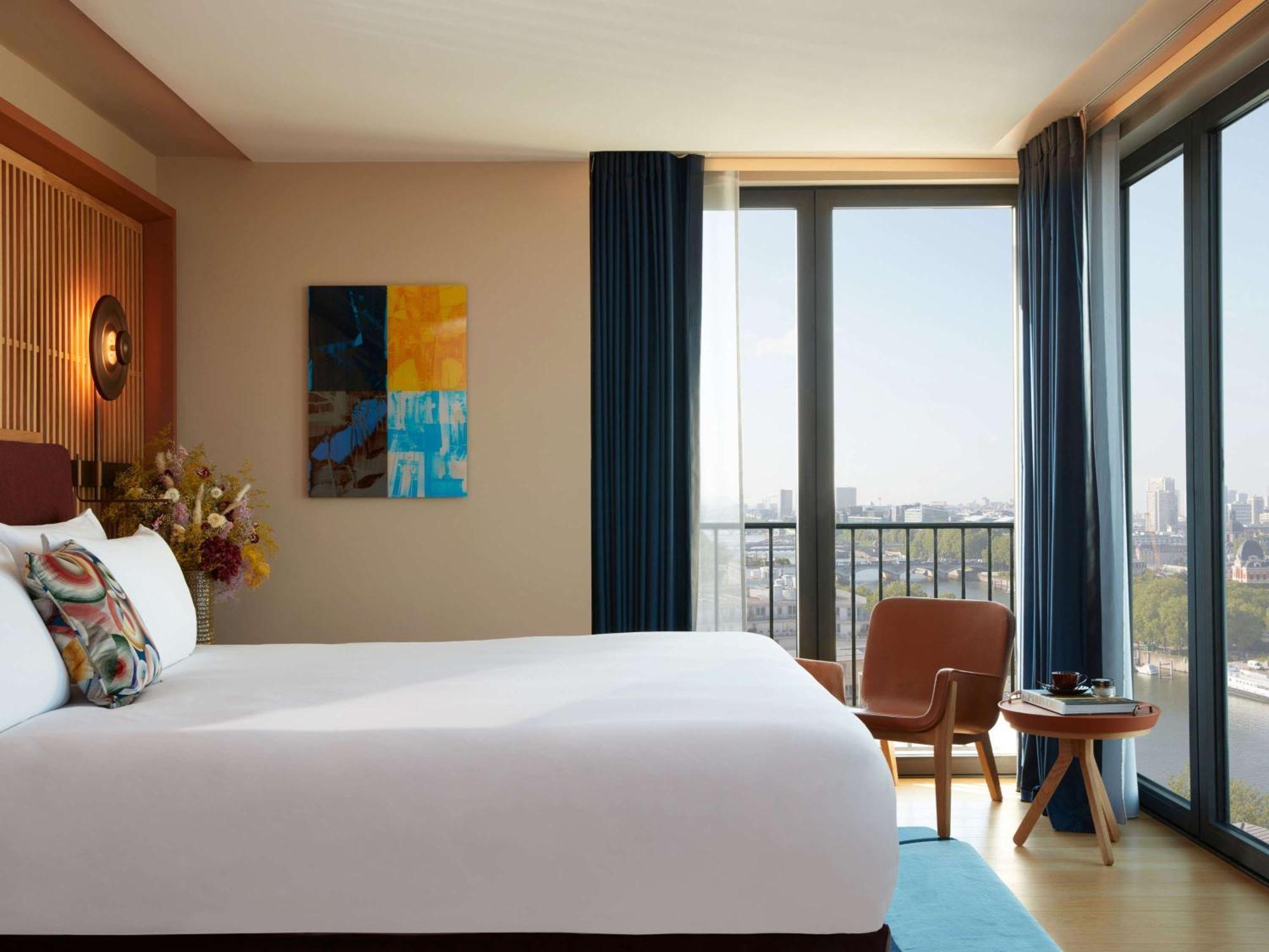 So/ Paris Hotel エクステリア 写真 A bedroom at the hotel