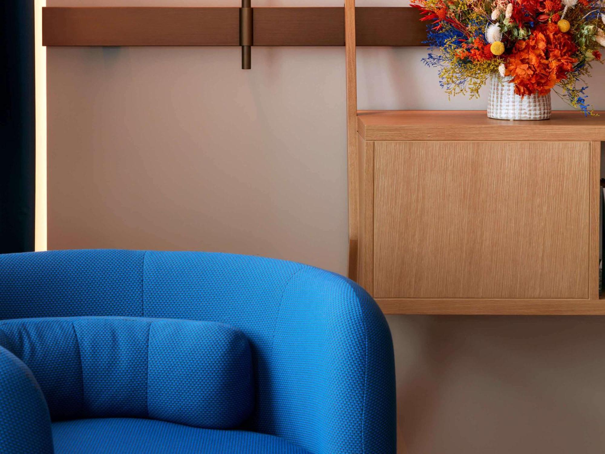 So/ Paris Hotel エクステリア 写真 Detail of the wall unit